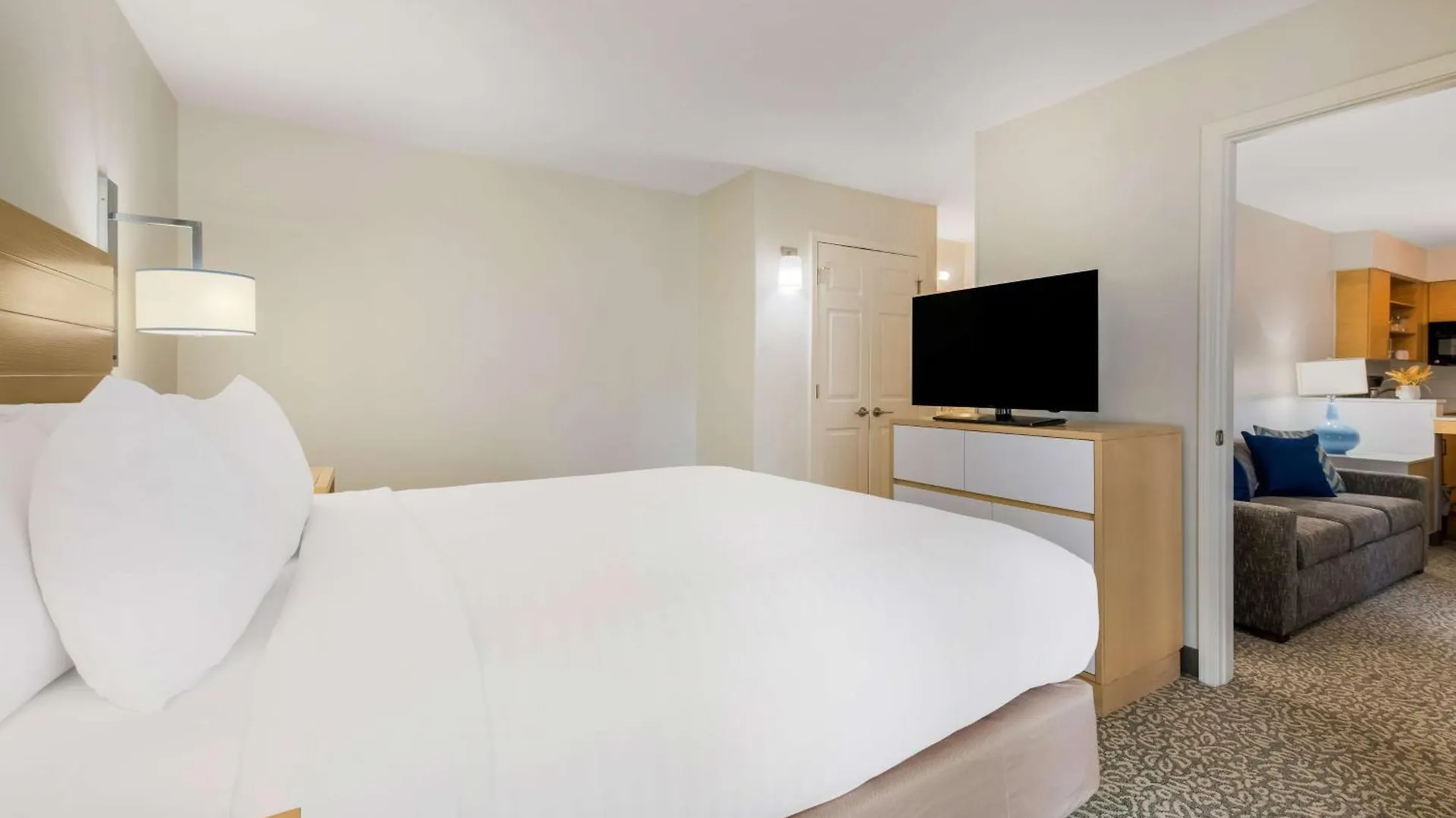 *** Hotel Sonesta Es Suites Charlotte Arrowood United States
